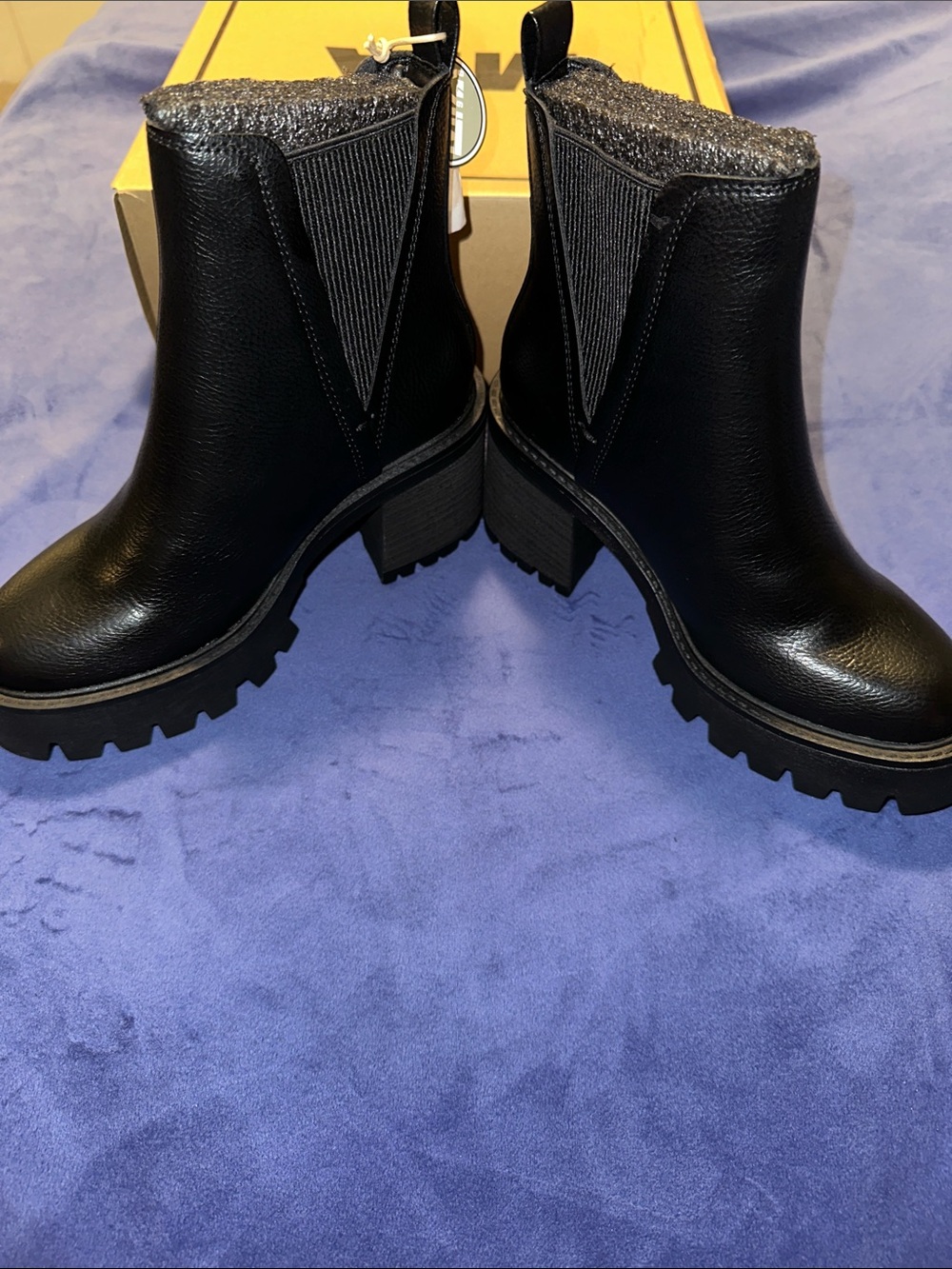 MIA Black Chunky Lug Chelsea Booties - Picture 6 of 8